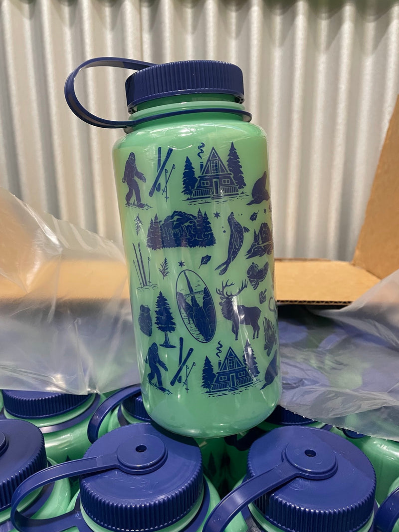 PNW Patterns 32oz Water Bottle - Glow-In-The-Dark Green